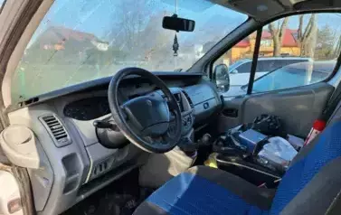 Przetarg na samoch&oacute;d Renault 6